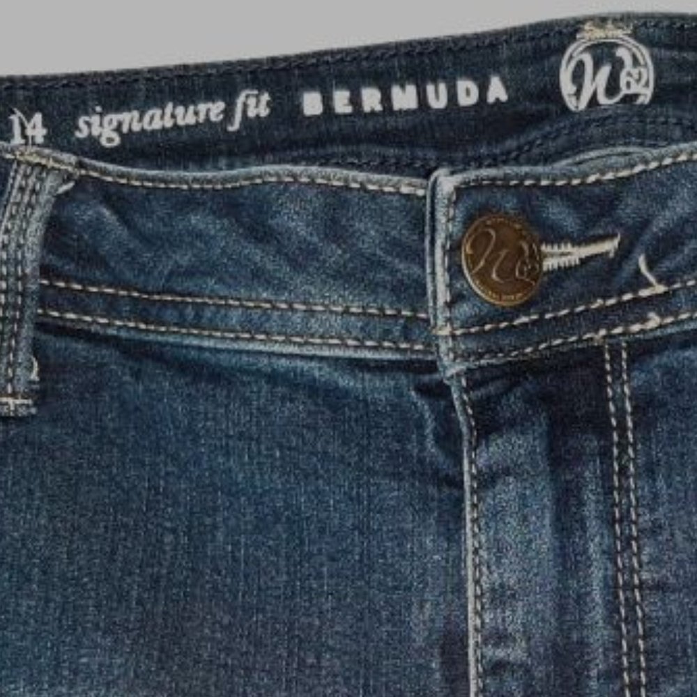 Ladies Denim Bermuda Shorts by Woman 62/ size 14 - Picture 3 of 11